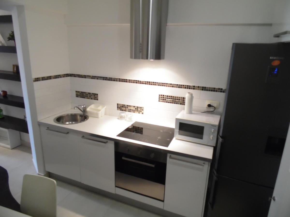 Giomar Apartment Наполи Екстериор снимка