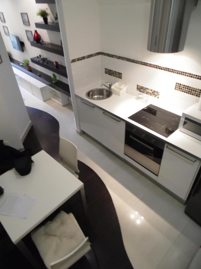 Giomar Apartment Наполи Екстериор снимка