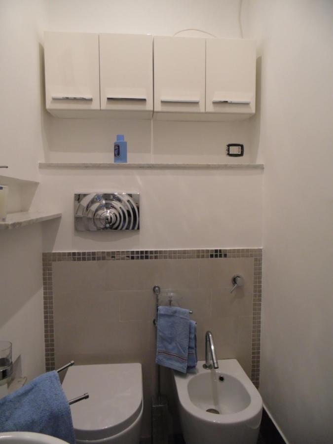 Giomar Apartment Наполи Екстериор снимка